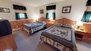 Spruce Cabin Photo 8