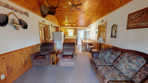 Spruce Cabin Photo 11