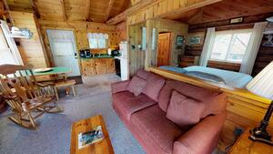 Maple Cabin Photo 4