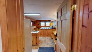 Suite 1 Photo 3