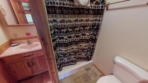 Suite 2 Photo 4