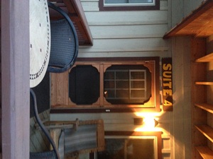 Suite 4 Photo 3