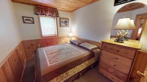 Suite 5 Photo 6
