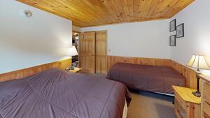 Suite 6 Photo 5