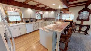 Sycamore Lodge Photo 12